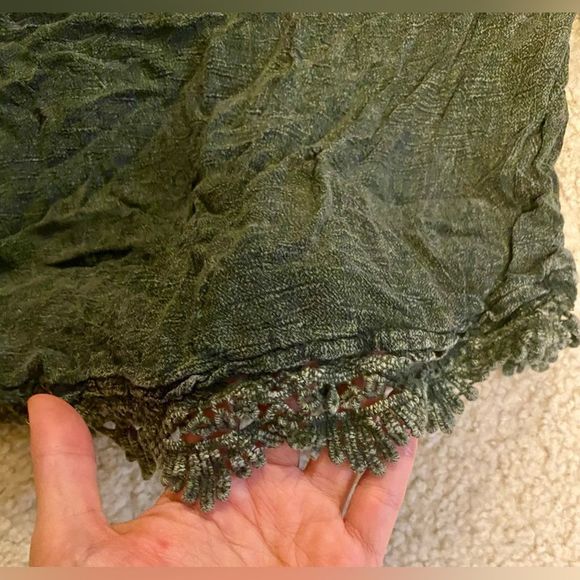 Altar’d State Top Green size S - Picture 5 of 5